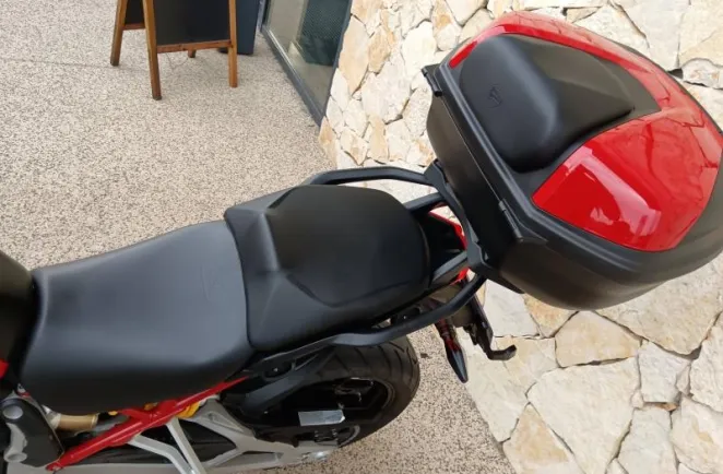 DUCATI V4 S 1160 Essential + options
