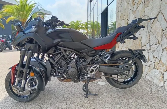 YAMAHA Niken GT 900 2020 Avec valises Yamaha.
