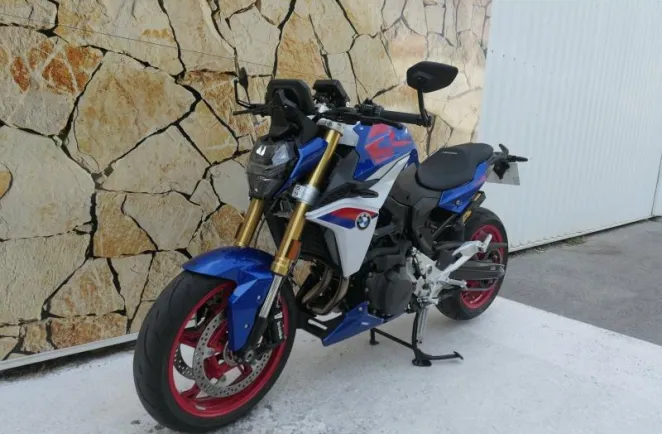 BMW 900 R A2 Style Sport Finition Pro