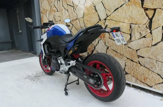 BMW 900 R A2 Style Sport Finition Pro