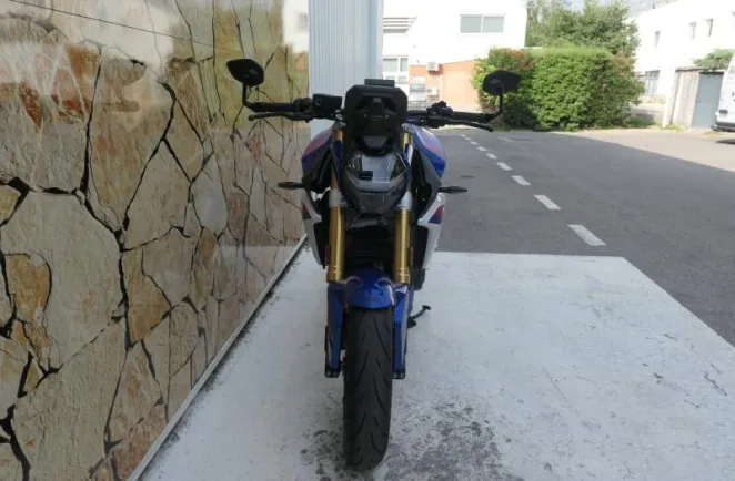 BMW 900 R A2 Style Sport Finition Pro