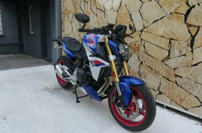 BMW 900 R A2 Style Sport Finition Pro