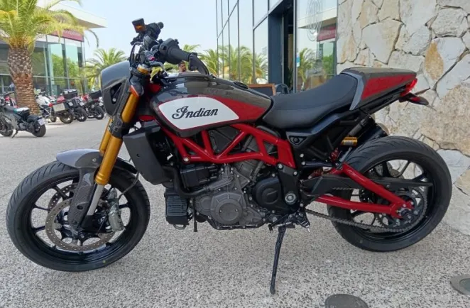 INDIAN 1200 Carbon 2020 Akrapovic