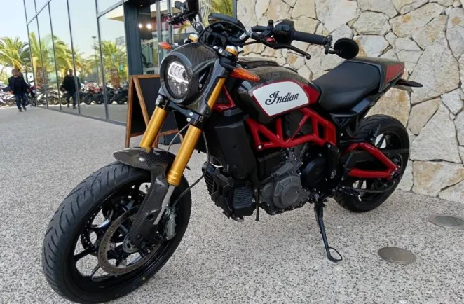 INDIAN 1200 Carbon 2020 Akrapovic