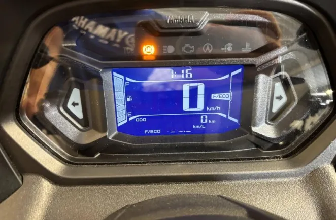 YAMAHA NMAX 125