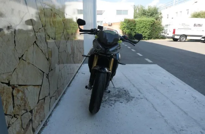 TRIUMPH 1200 RX Limited Edition + Options Carbone