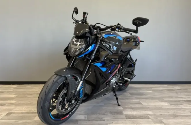 BMW M 1000 R