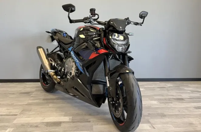 BMW M 1000 R