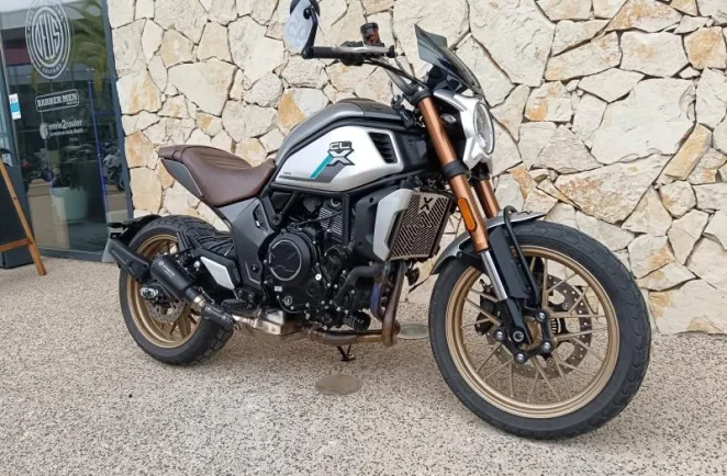 CF MOTO CLX 700