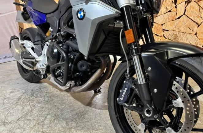 BMW F 900 R