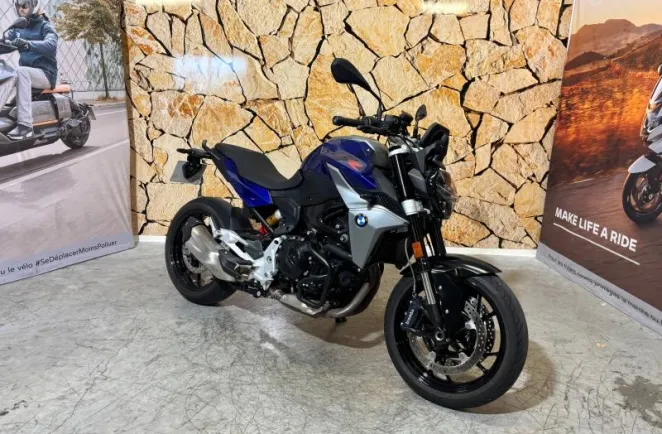 BMW F 900 R