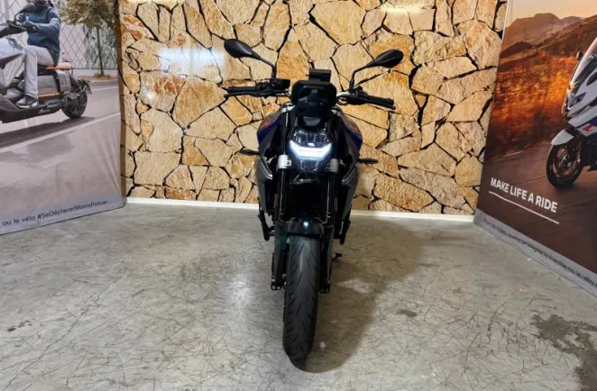 BMW F 900 R