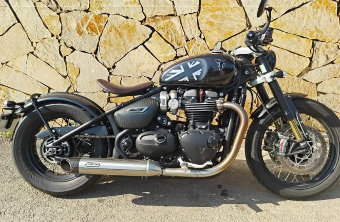 TRIUMPH Bobber 1200 TFC n°146/750