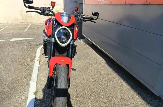 DUCATI Monster+ 1ère main garantie 12 mois