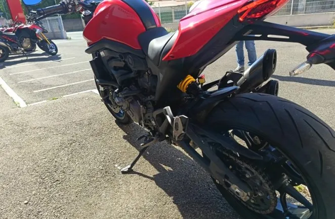 DUCATI Monster+ 1ère main garantie 12 mois