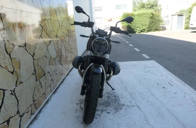 BMW 12 + Contrat Entretien 3 ans + Extension de Garantie R12