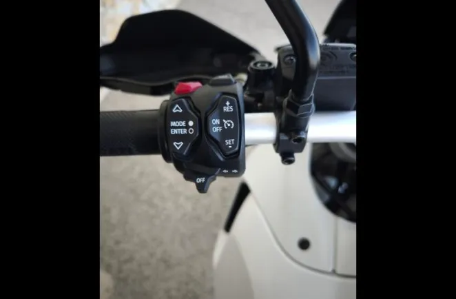 DUCATI 937 Desert X
