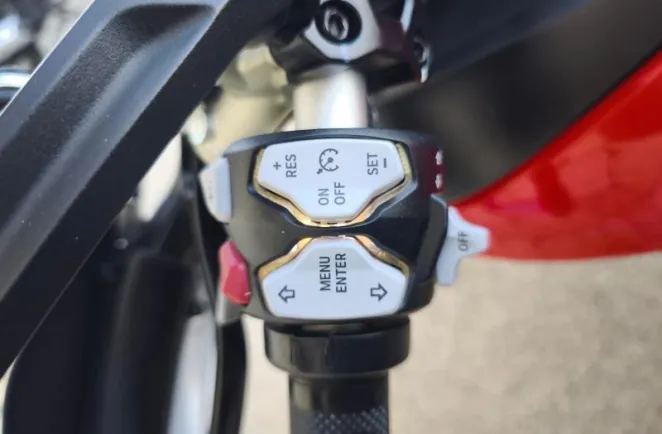DUCATI Multistrada 1200 S Pack Touring ABS