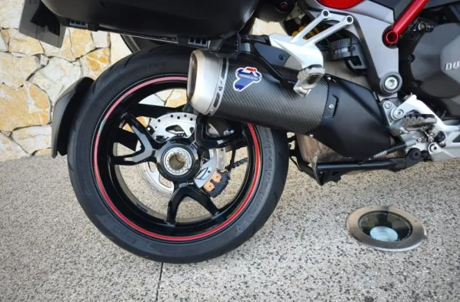 DUCATI Multistrada 1200 S Pack Touring ABS