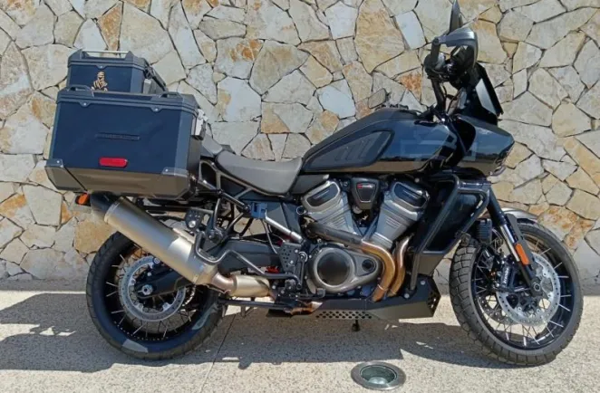 HARLEY-DAVIDSON AMERICA SPECIAL .