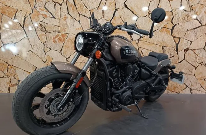 INDIAN Scout Bobber 1250 Limited + Tech