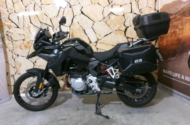 BMW F 850 GS TRIPLE BLACK FINITION PRO + BAGAGERIE COMPLETE