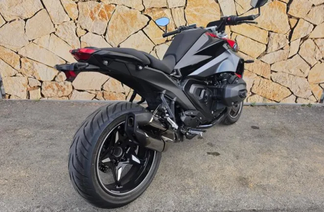 BMW 1300 R