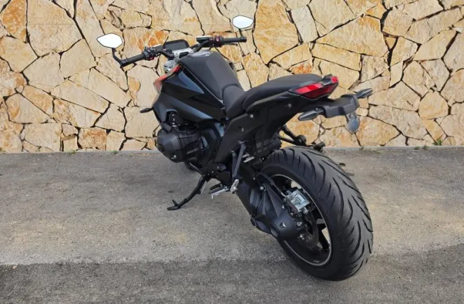 BMW 1300 R