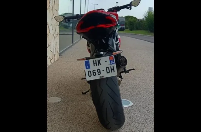 MV-AGUSTA MV-AGUSTA Dragster 800 RR
