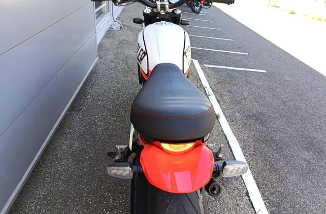 DUCATI Scrambler 800 Urban Motard ABS