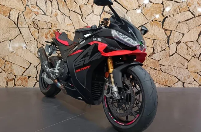 APRILIA RSV4 1100 Factory Euro 5+