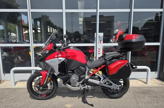 DUCATI V4 S  Travel & Radar