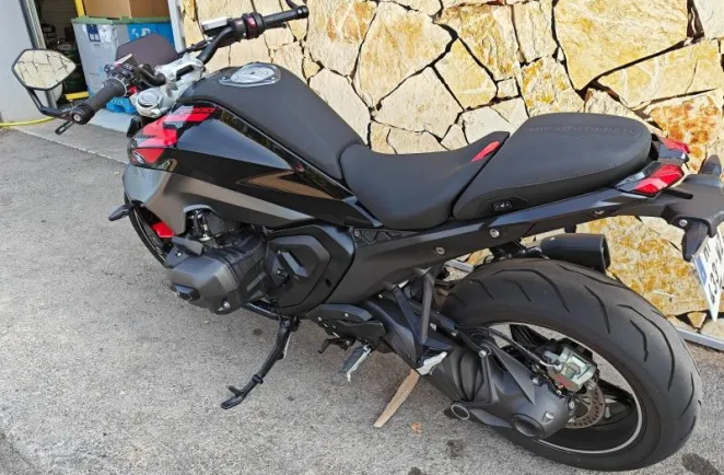 BMW R 1300 R