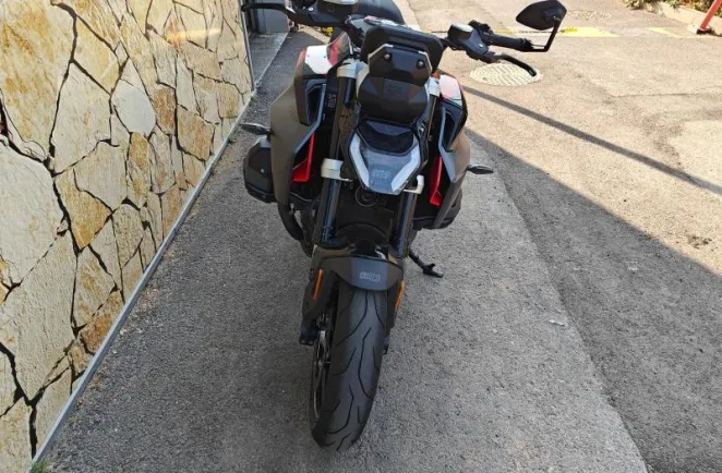 BMW R 1300 R