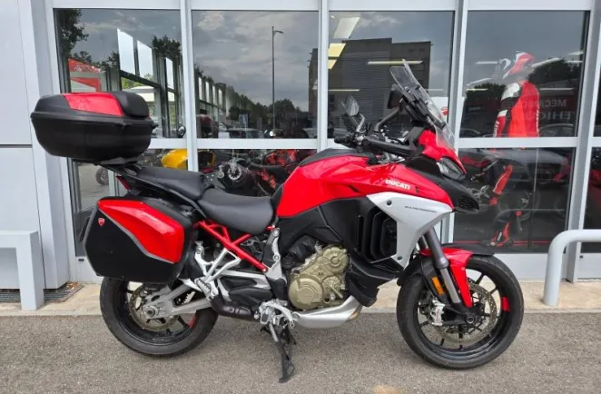DUCATI V4 S Travel & Radar