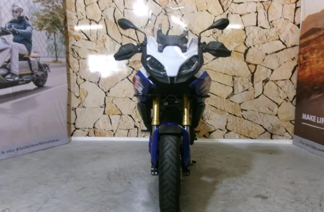 BMW F 900 XR A2