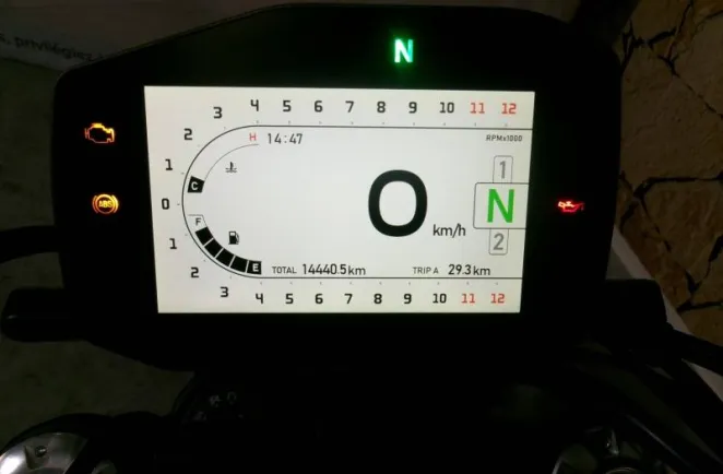BENELLI Leoncino 800