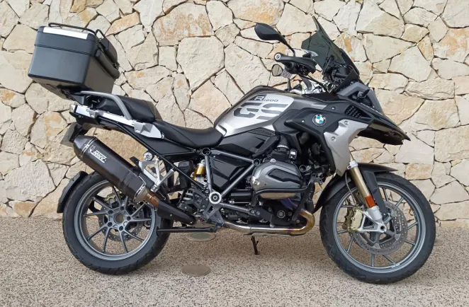 BMW 1200 GS AVEC VALISE