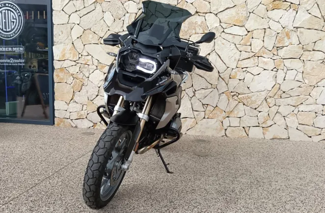 BMW 1200 GS AVEC VALISE