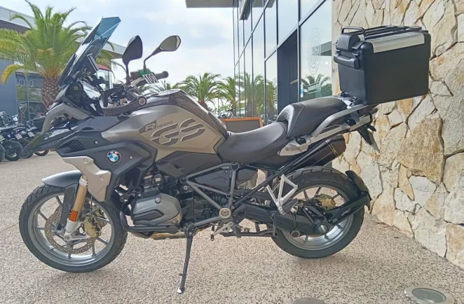 BMW 1200 GS AVEC VALISE