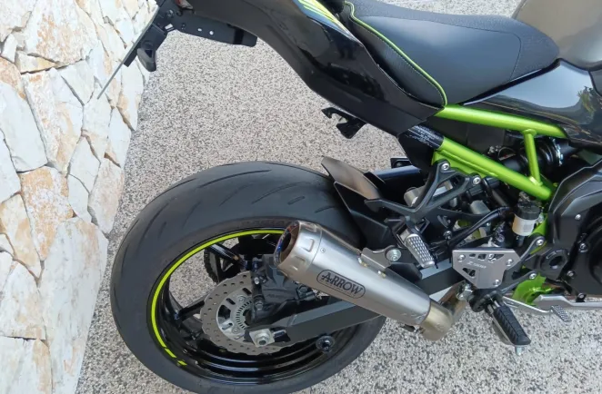 KAWASAKI 900 2020 A2 35kw