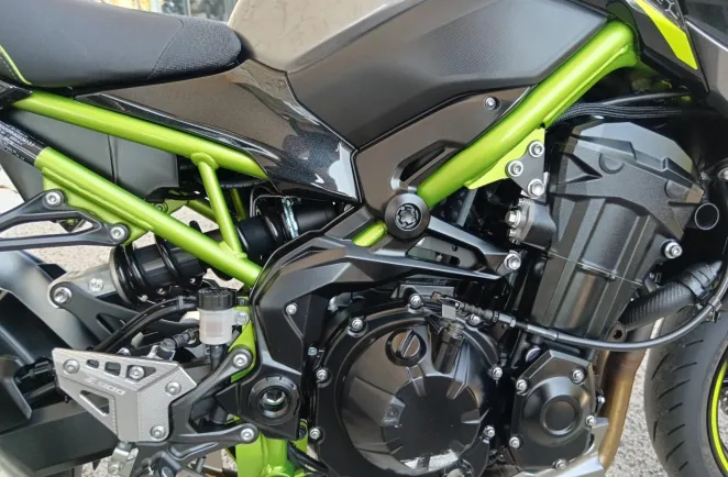 KAWASAKI 900 2020 A2 35kw
