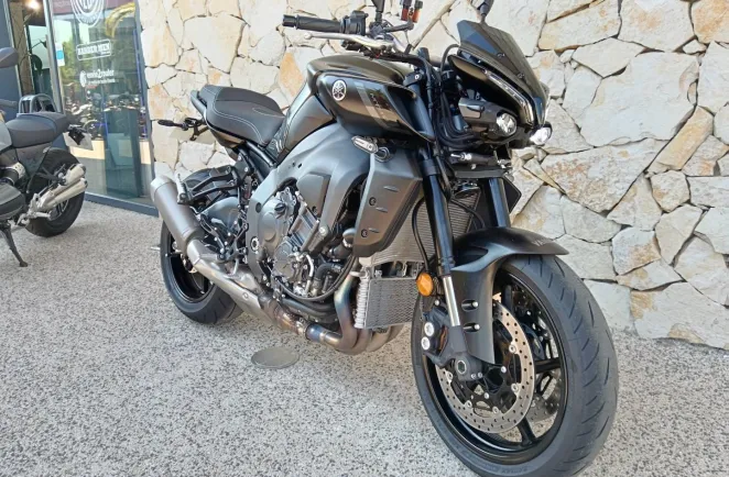 YAMAHA MT-10 1000 2024