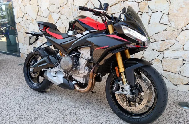 APRILIA 660 Factory + Öhlins A2