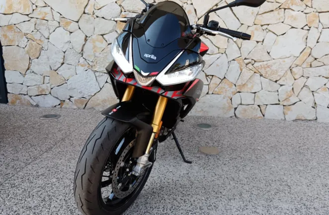 APRILIA 660 Factory + Öhlins A2