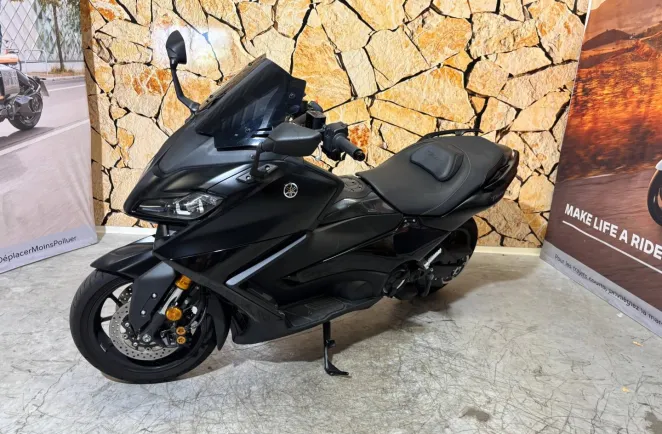 YAMAHA XP TMAX 562 Tech MAX