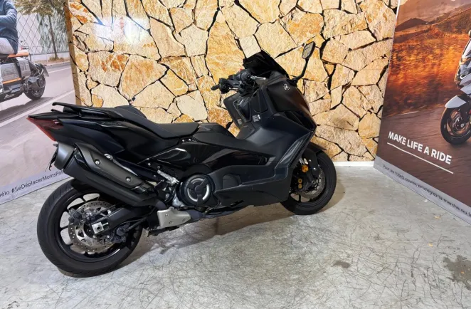 YAMAHA XP TMAX 562 Tech MAX