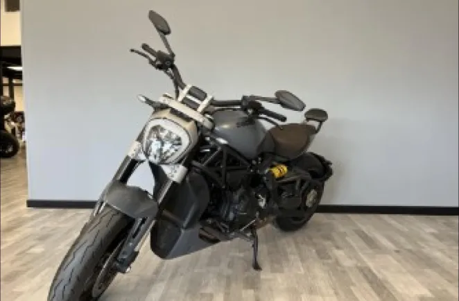 DUCATI 1200 Carbon ABS 2017