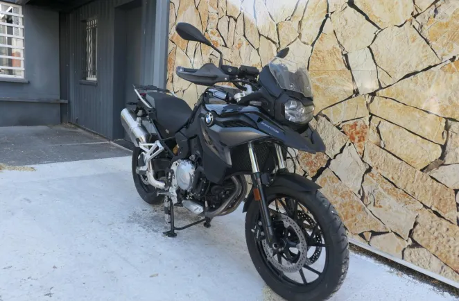 BMW 750 GS Style Triple Black Finition Pro