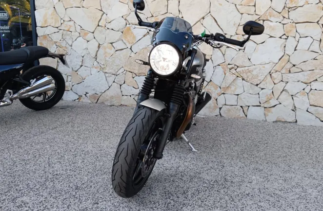 TRIUMPH 1200 Euro 4